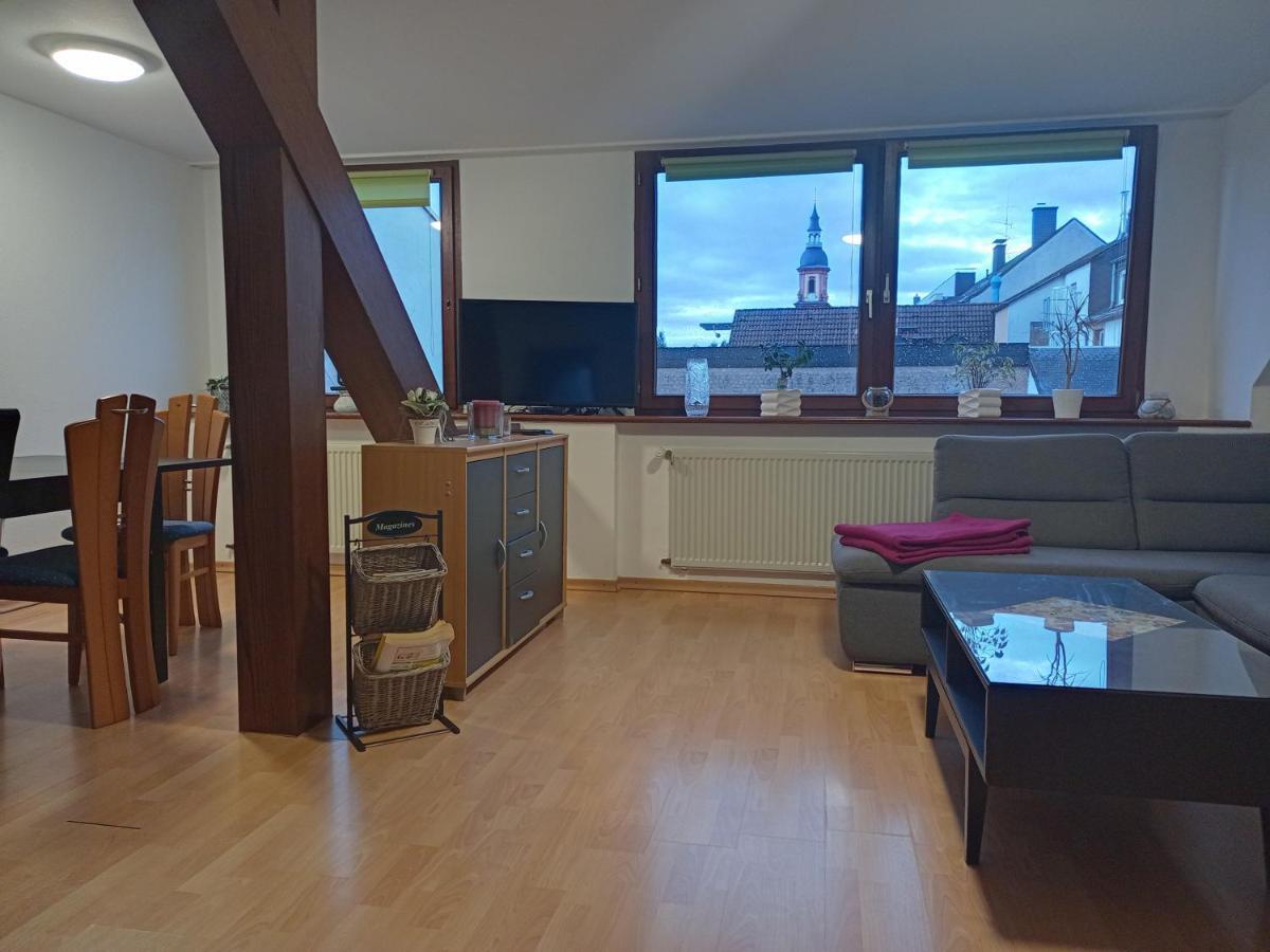 Zentrale Ferienwohnung Mit Blick Auf Die Paulinskirche Trier Eksteriør bilde