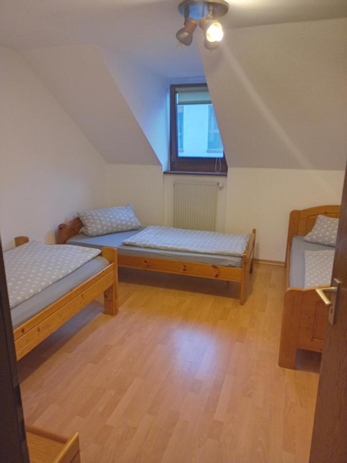 Zentrale Ferienwohnung Mit Blick Auf Die Paulinskirche Trier Eksteriør bilde